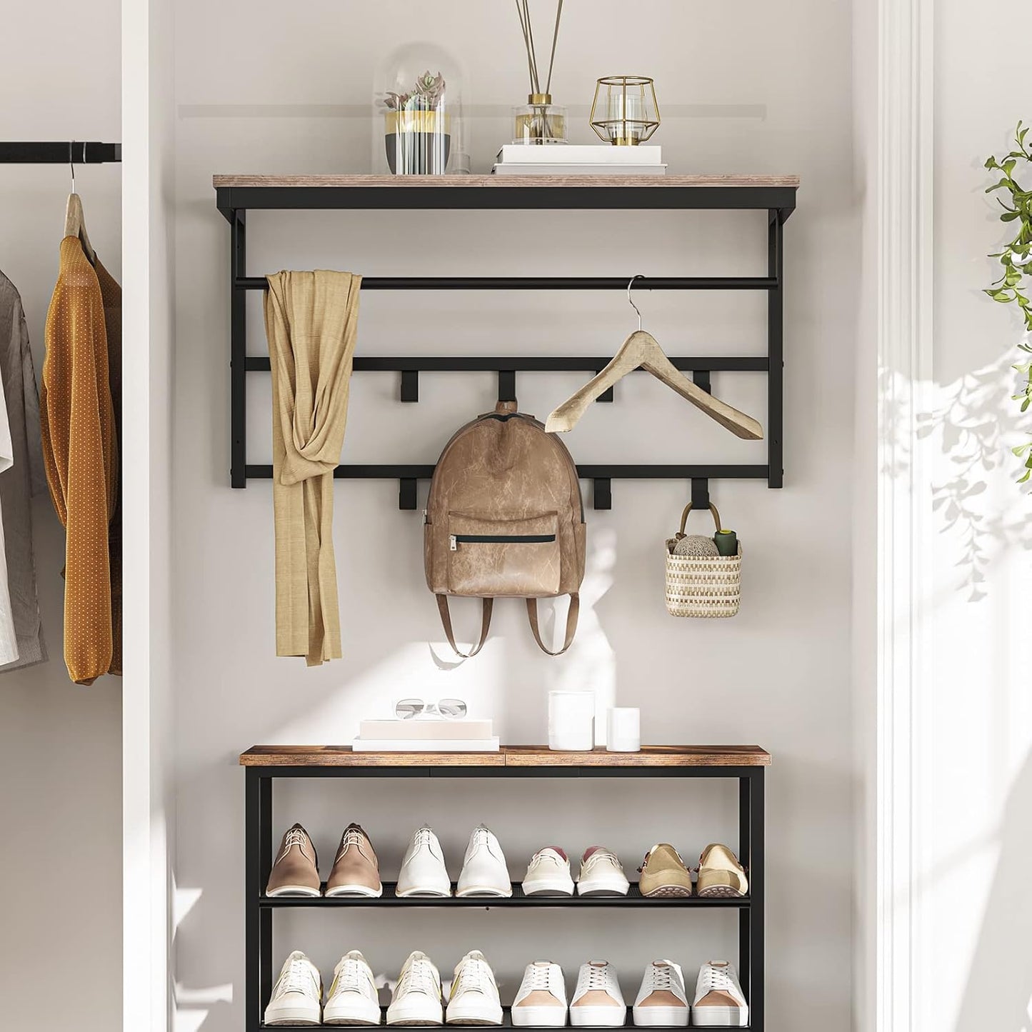 Knagerække på væggen